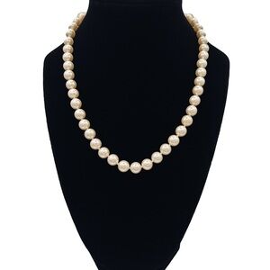 Mid-Century Vintage Glass Pearl Necklace